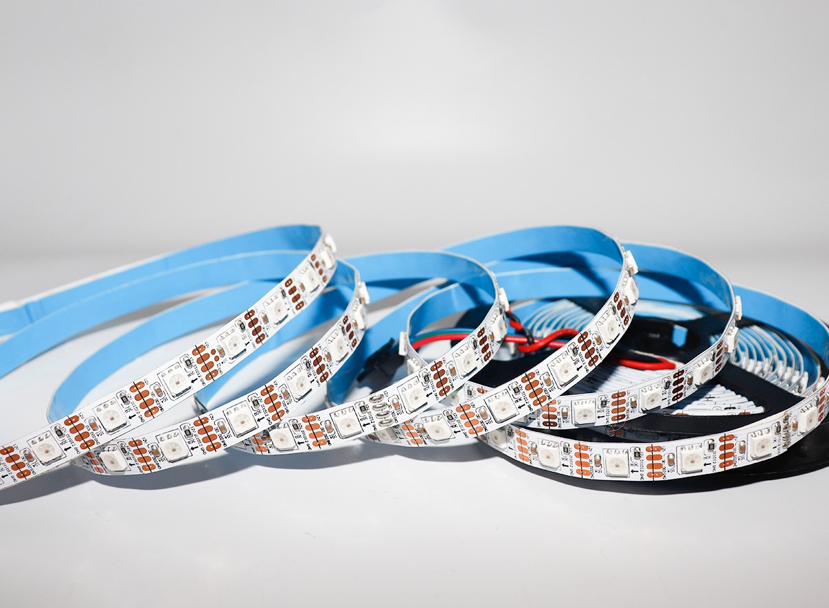 內(nèi)置RT1809 5050RGB 60燈 12V 單點(diǎn)單控斷點(diǎn)續(xù)傳